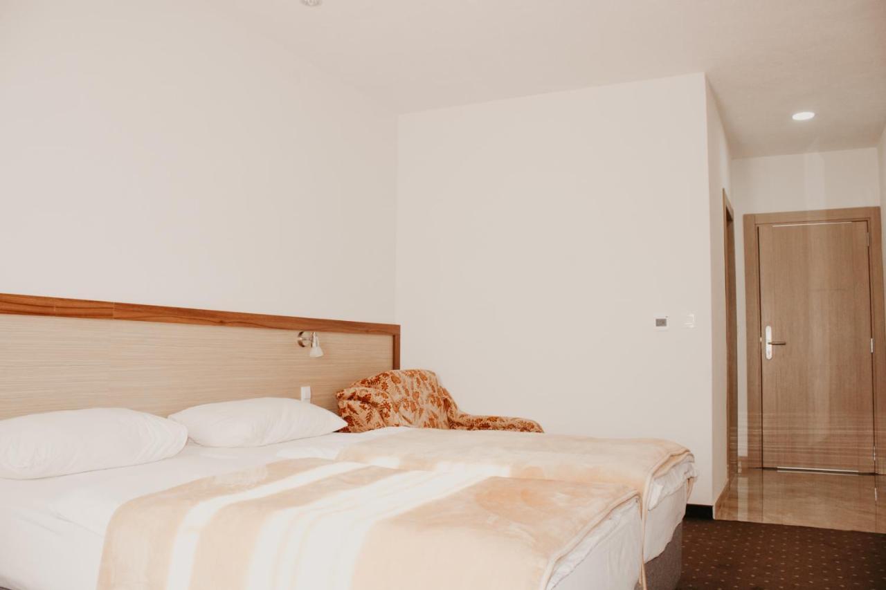 Hotel Villa Matic ネウム エクステリア 写真