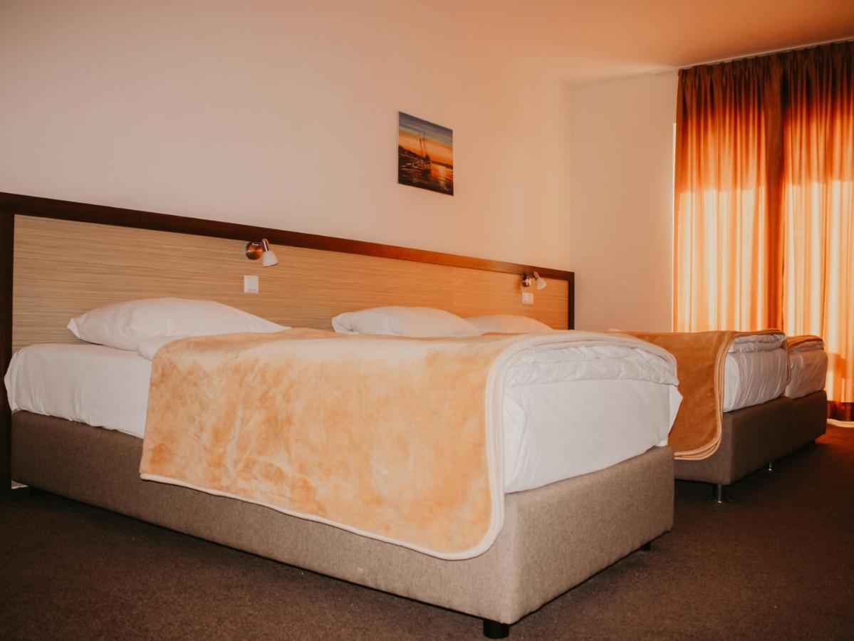 Hotel Villa Matic ネウム エクステリア 写真