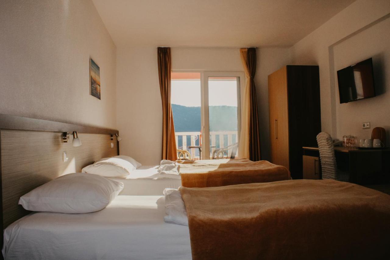 Hotel Villa Matic ネウム エクステリア 写真