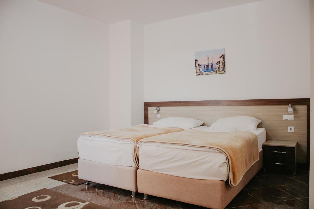 Hotel Villa Matic ネウム エクステリア 写真