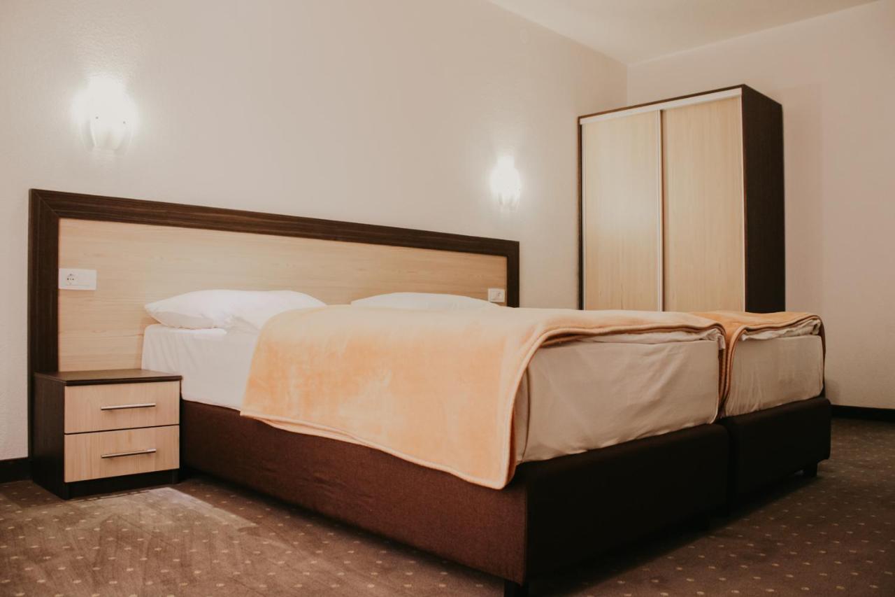 Hotel Villa Matic ネウム エクステリア 写真